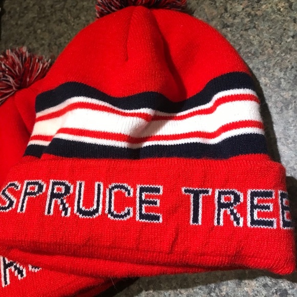 Spruce Tree knit caps - lot of 4 hats - Picture 3 of 6
